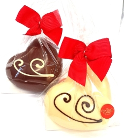 Handmade Milk Chocolate Hollow Heart 100g